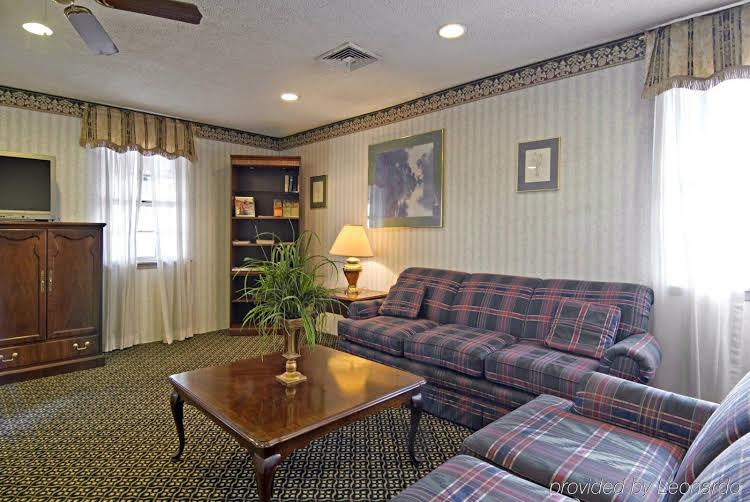 Americas Best Value Inn Jonesboro - photo 11