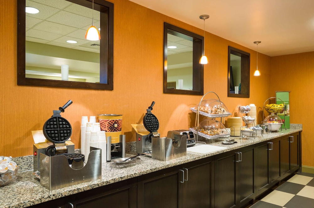 Hampton Inn Danville - photo 30