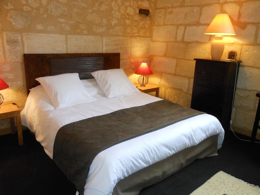 Les Logis du Roy — 4-Star Luxury Hotel in Saint-Emilion, France