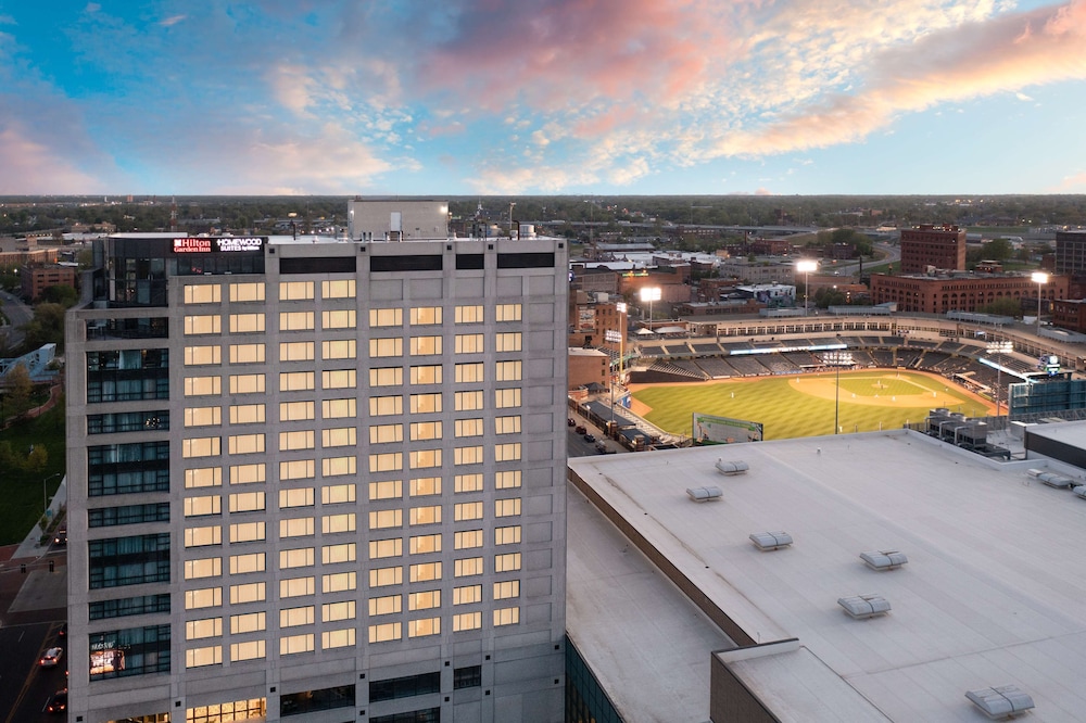 Homewood Suites by Hilton Toledo Downtown - photo 57