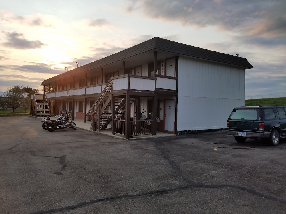 Moorcourt Motel - photo 21
