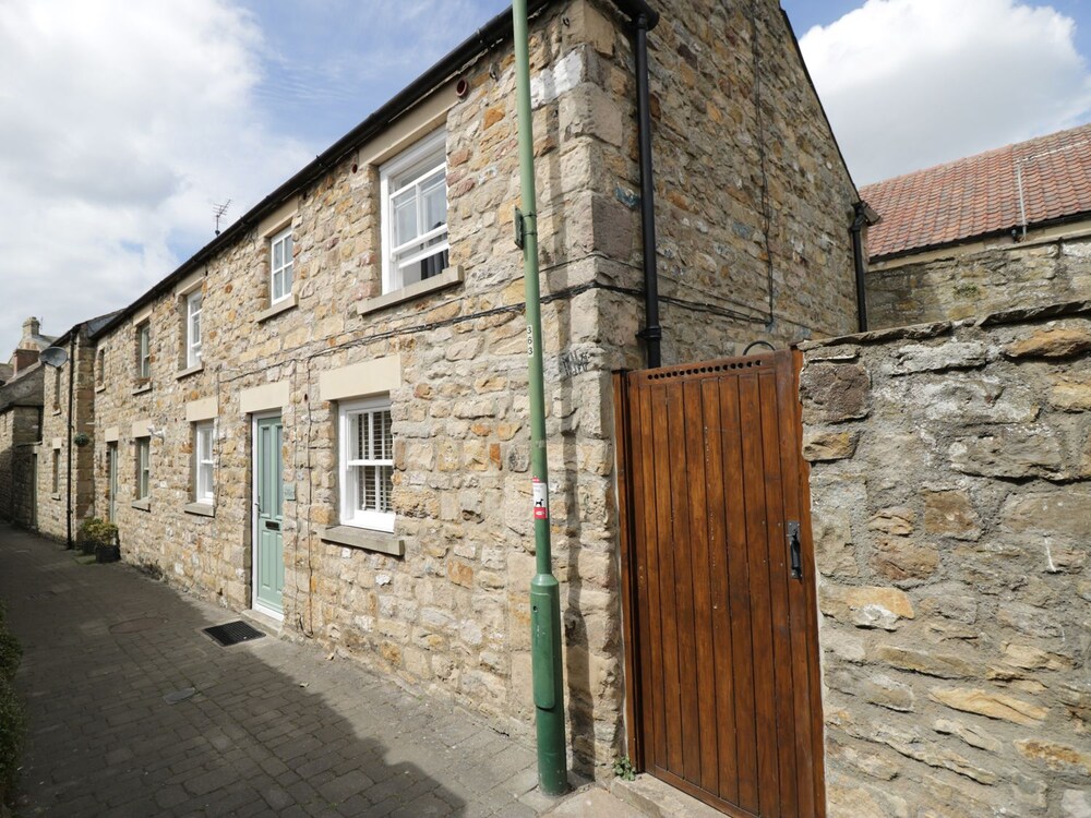 Raven Cottage — 4-Star Luxury Hotel in Barnard Castle, United Kingdom