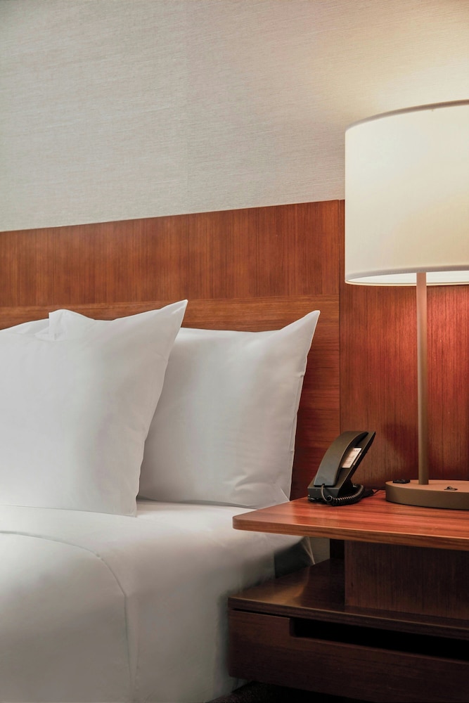 Fairfield Inn & Suites by Marriott Columbus OSU - photo 18