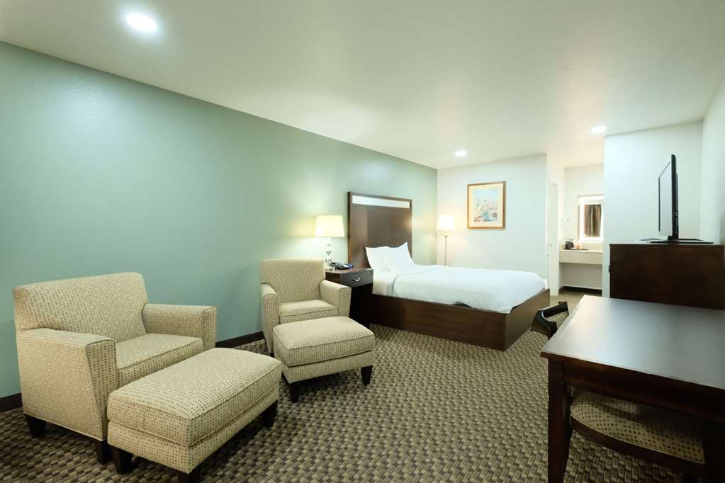 Quality Inn Holbrook near Petrified Forest - photo 23