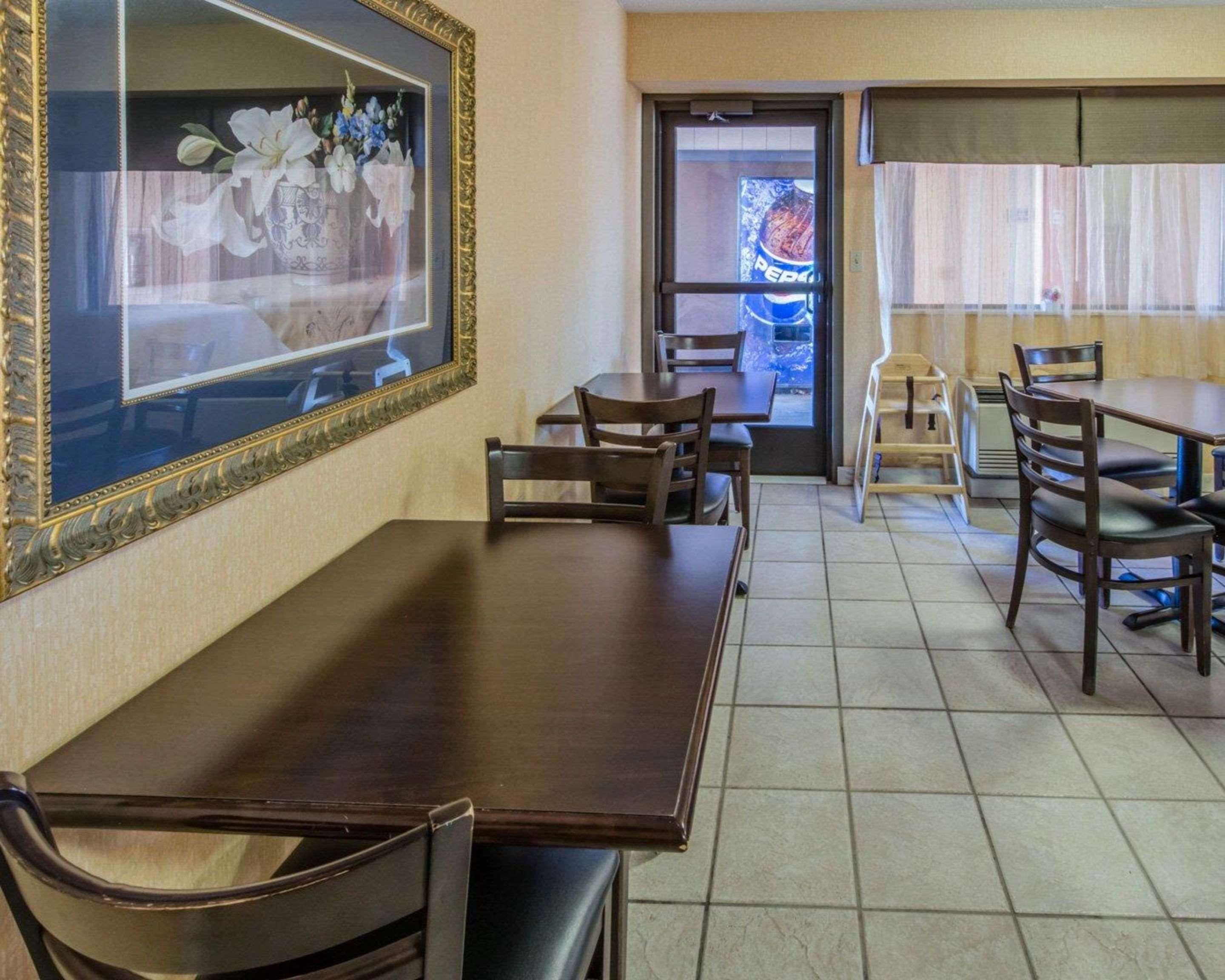 Quality Inn Barkeyville PA - photo 37
