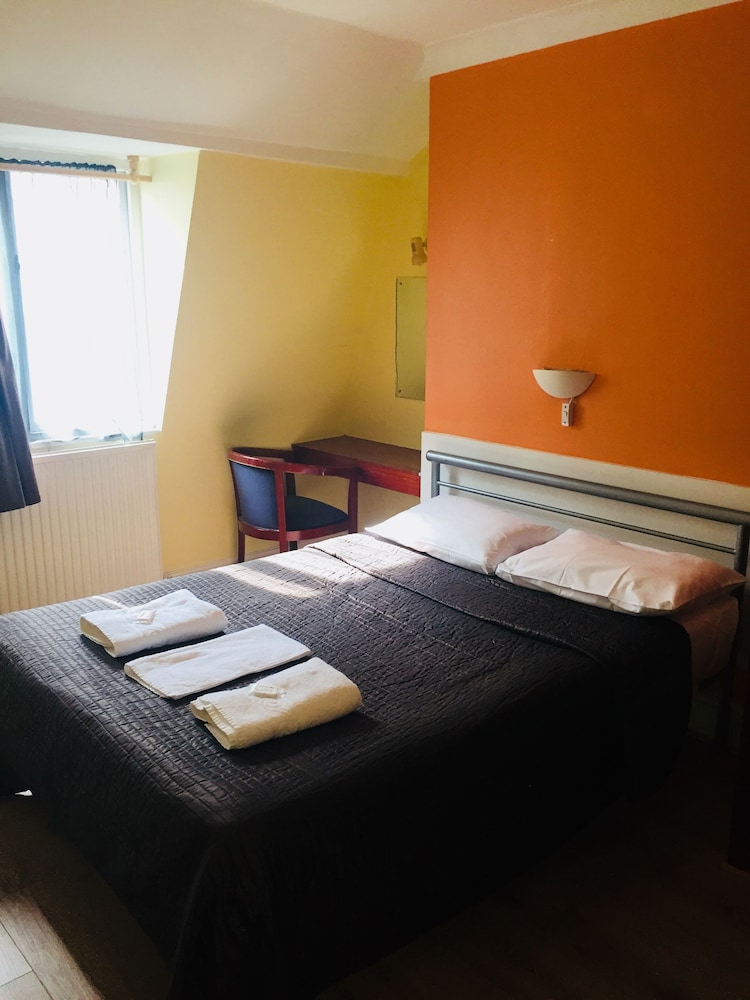 Gresham Bloomsbury - carbon neutral hotel in London
