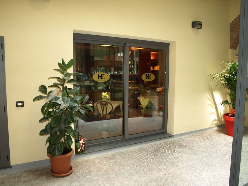 Hotel Karol — Monza — photo 2