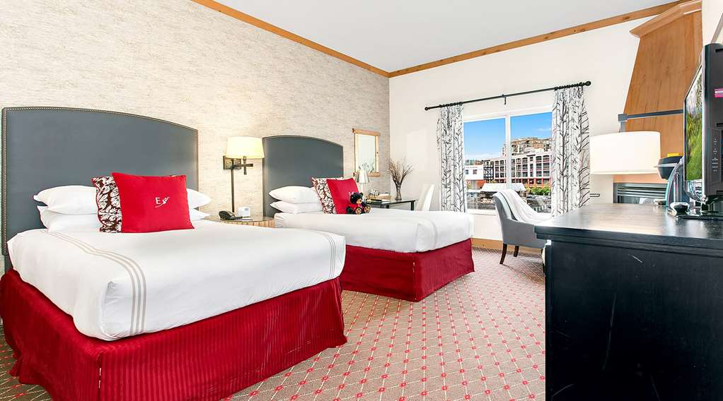 The Edgewater Hotel - photo 21