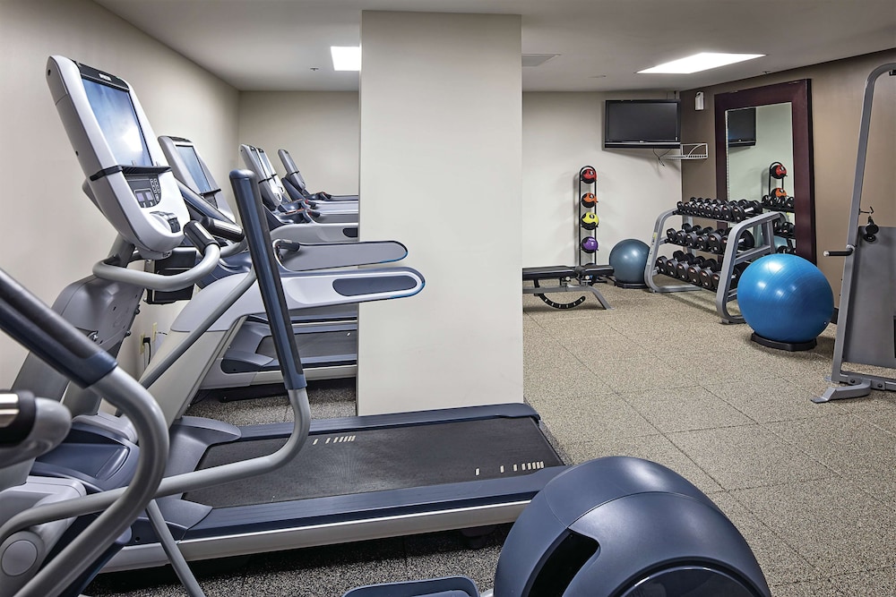 Hilton Sacramento Arden West - photo 15