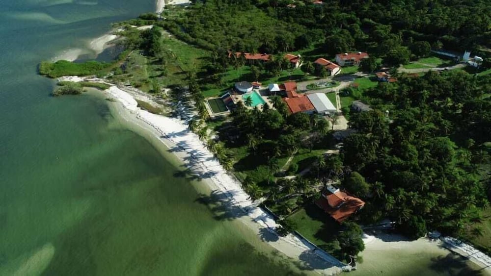 Marina Eco Hotel Praia da Fazenda in Saubara, Brasil