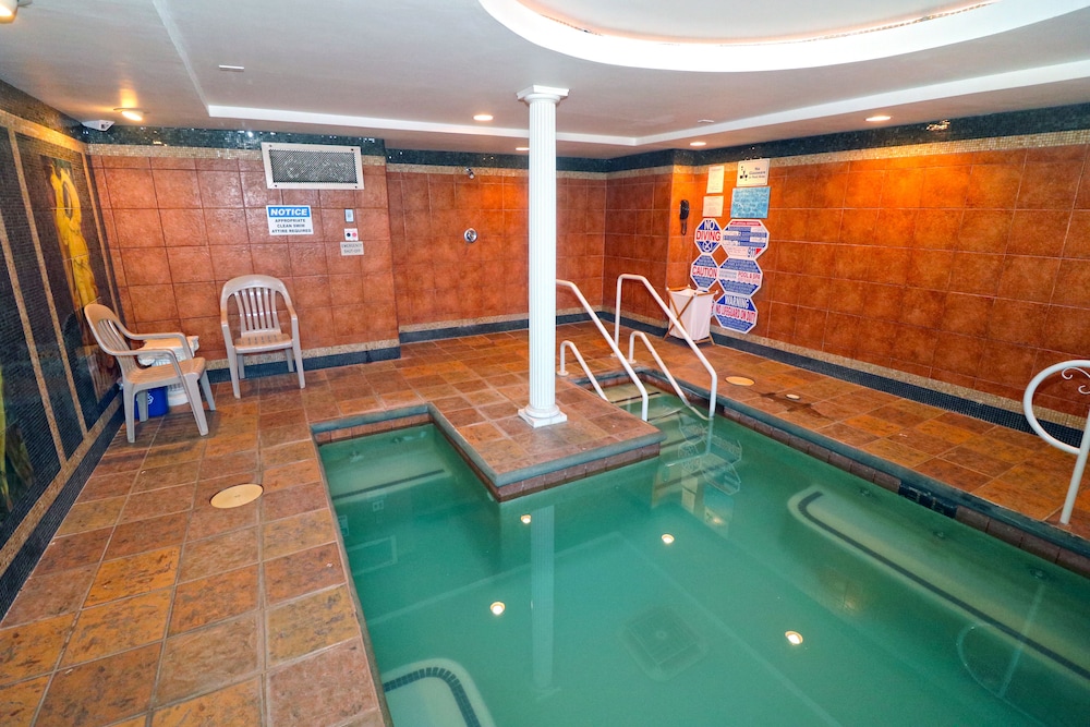 Masterpiece Hotel - photo 84
