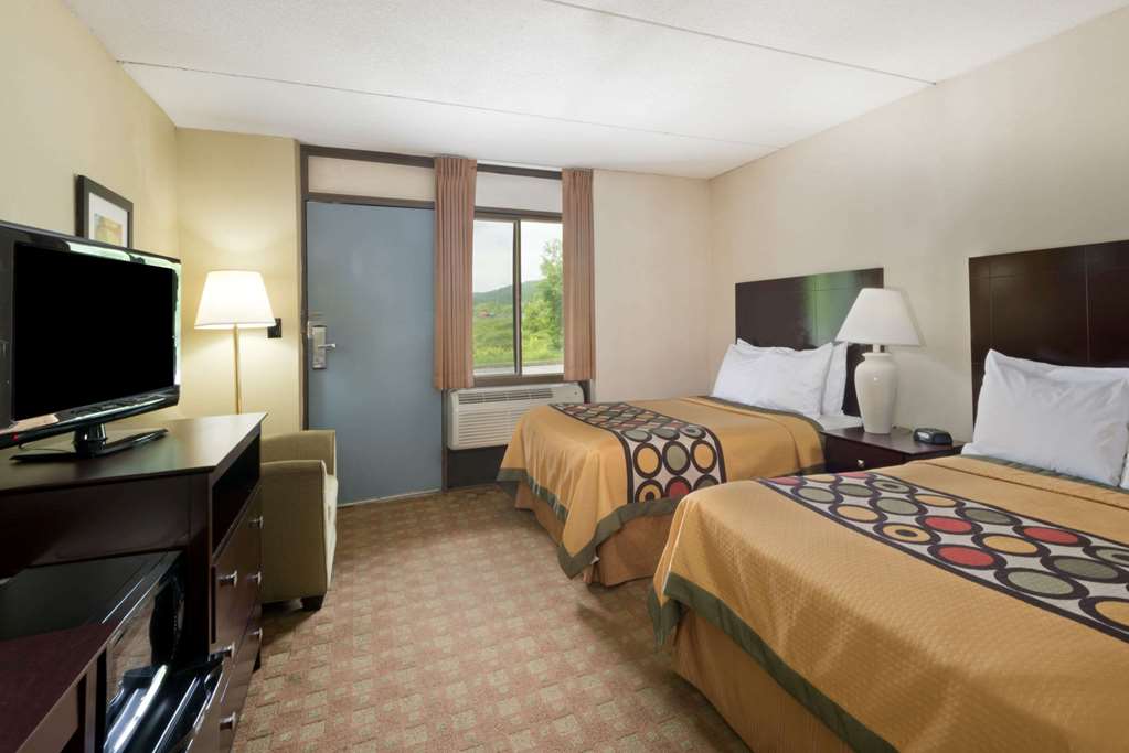 Super 8 by Wyndham White River Junction - photo 6