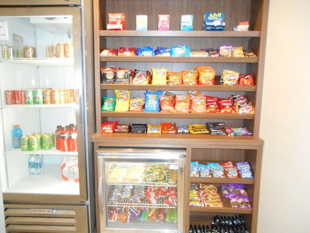 Holiday Inn Express Fairfield by IHG - photo 8