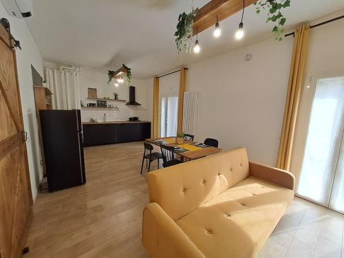 Lacasadicorte — 4-Star Luxury Hotel in Bollate, Italy