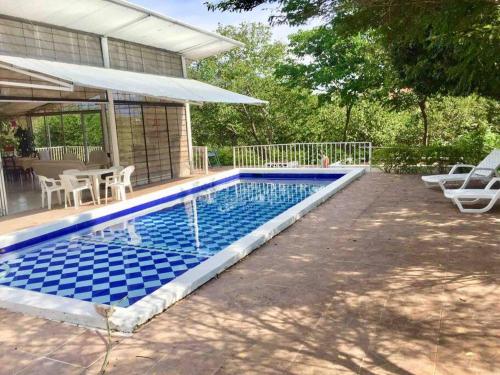 Finca La Felicidad — Tocaima