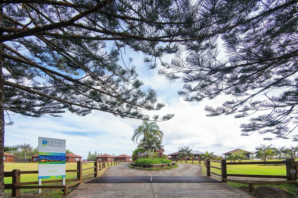 Ocean Breeze Cottages — 4-Star Luxury Hotel in Kingston, Norfolk Island