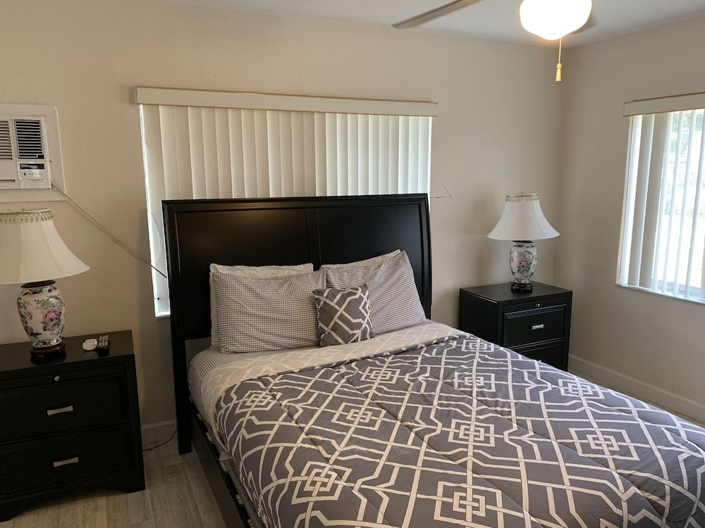 Atlantic Beach & Harbor Resort - photo 22