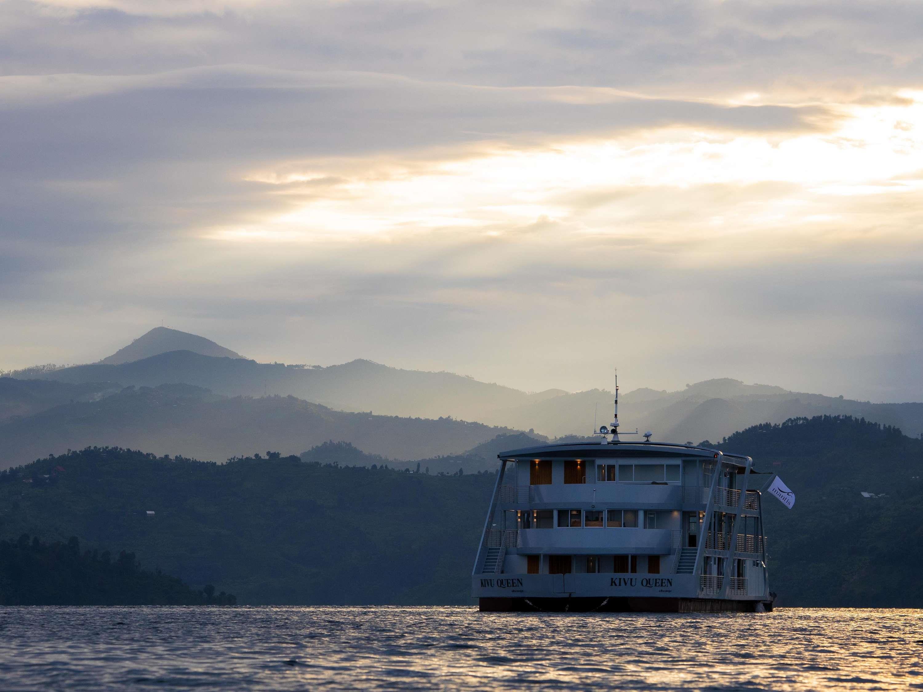 Mantis Kivu Queen uBuranga in Gisenyi, Rwanda
