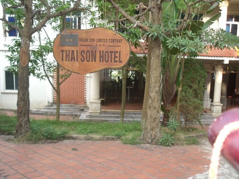 Thái Sơn Hotel in Phuc Yen, Vietnam