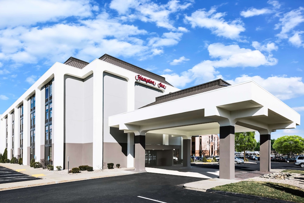 Hampton Inn West Springfield - photo 34