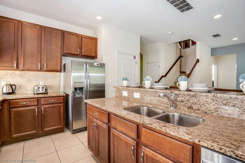 NEW Listing Spacious Disney Area Pool Home With Amazing Resort Amenities 6bd 5ba - photo 15