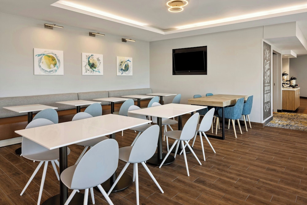 TownePlace Suites Minneapolis near Mall of America - photo 38