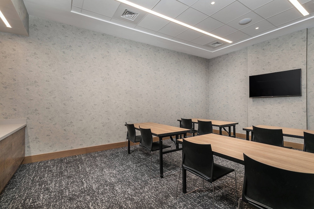 TownePlace Suites by Marriott Nashville Midtown - photo 53