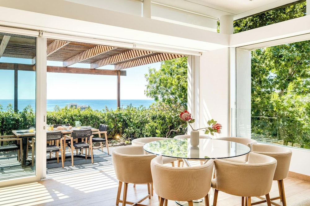 Elegant Fresnaye Ocean View 4bed Nerine Manor