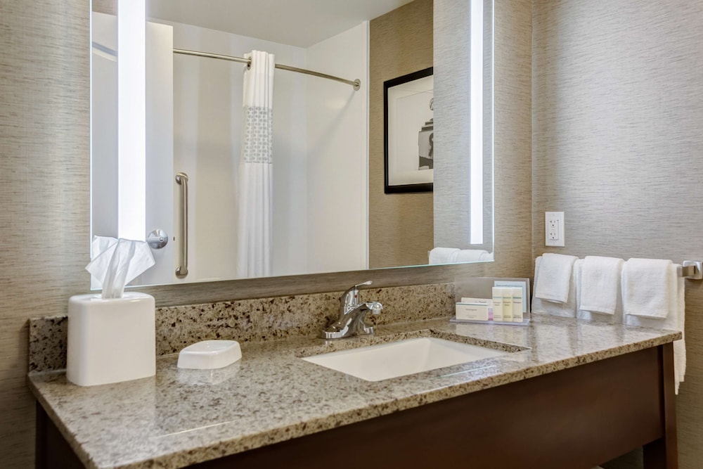 Hampton Inn Poplar Bluff - photo 30