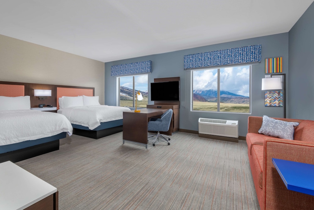 Hampton Inn & Suites Cody - photo 25