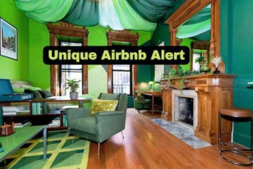 The Green Room: 70s Groove Themed Studio — 4-Star Luxury Hotel in New York City, United States