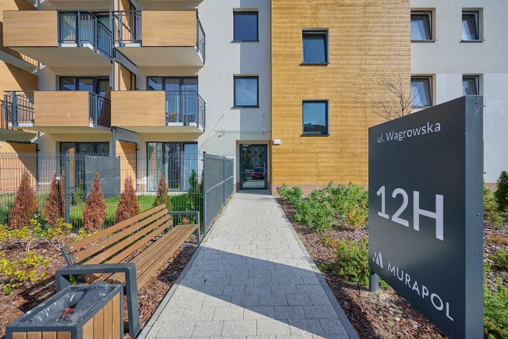 Fresh & Stylish Apartments in Poznań with Parking & Balcony by Noclegi Renters — 4-Star Luxury Hotel in Poznan, Poland