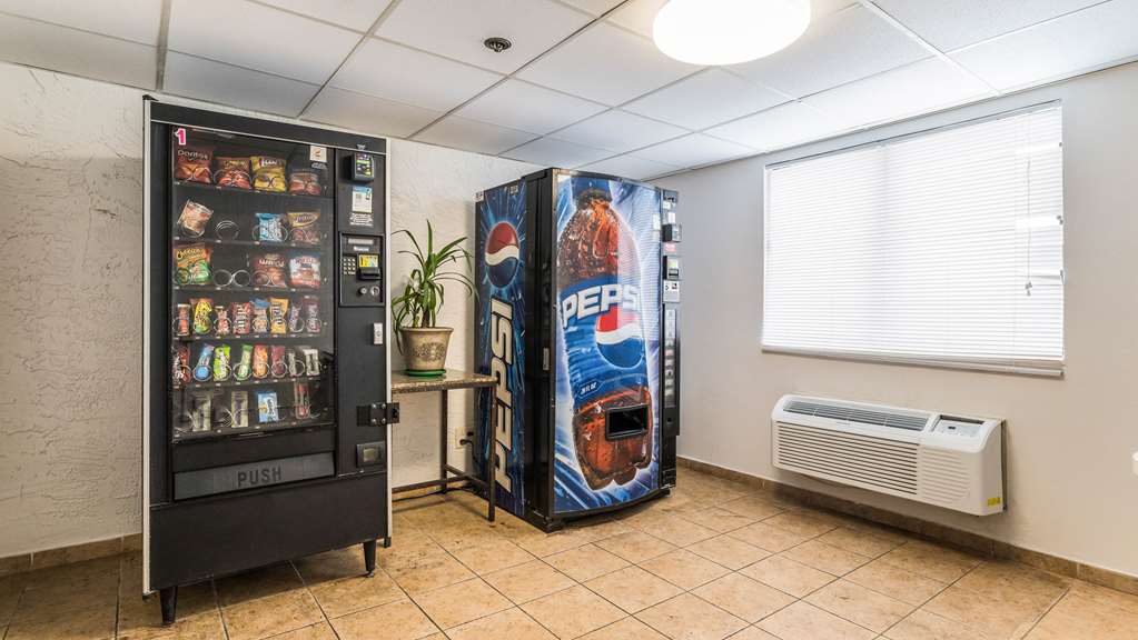 Motel 6 Elk Grove Village IL - photo 26
