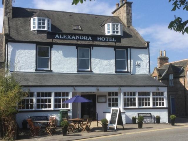 Alexandra Hotel — hotel in Ballater