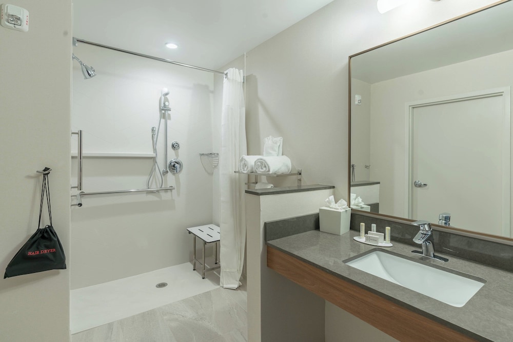 Fairfield Inn & Suites by Marriott Gainesville I 75 - photo 20