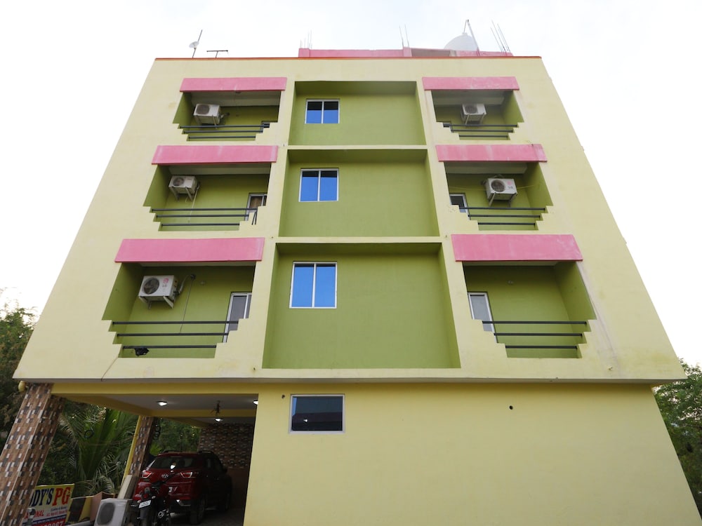 OYO 15197 Reddy’s International — Chingleput — photo 2