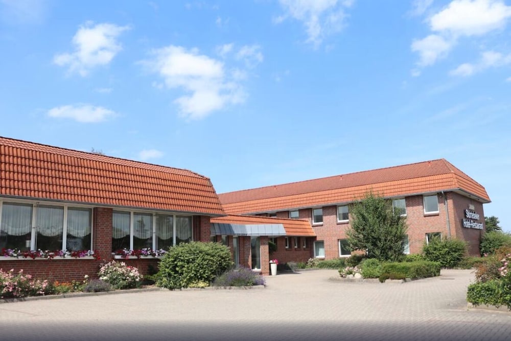 Alcor Hotel Störtebeker — hotel in Biendorf