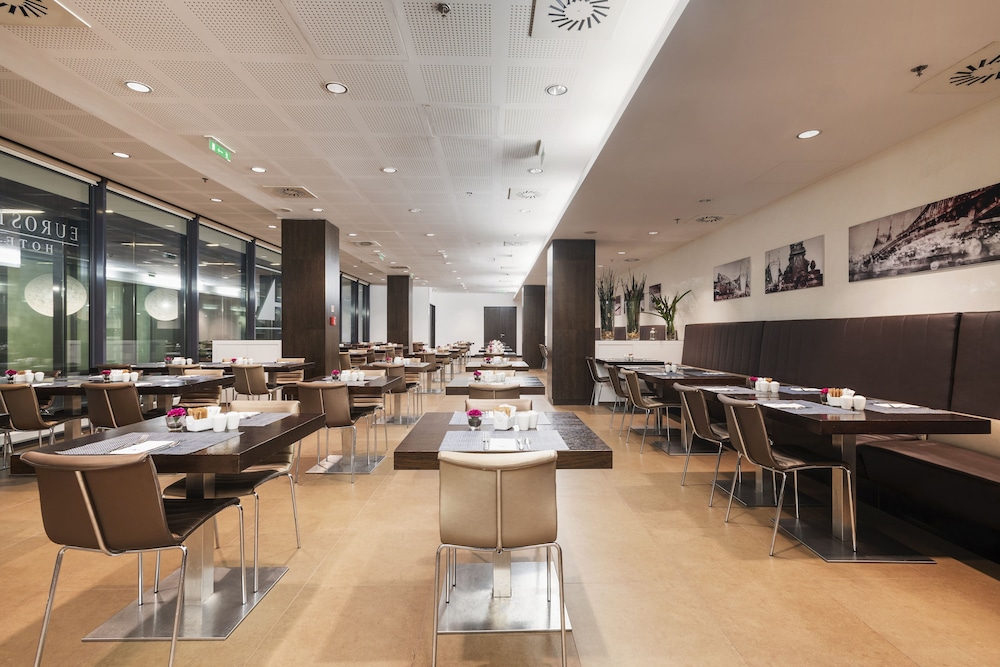 מזון ומשקאות