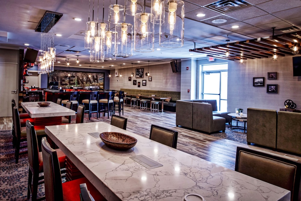 DoubleTree by Hilton Neenah - photo 50
