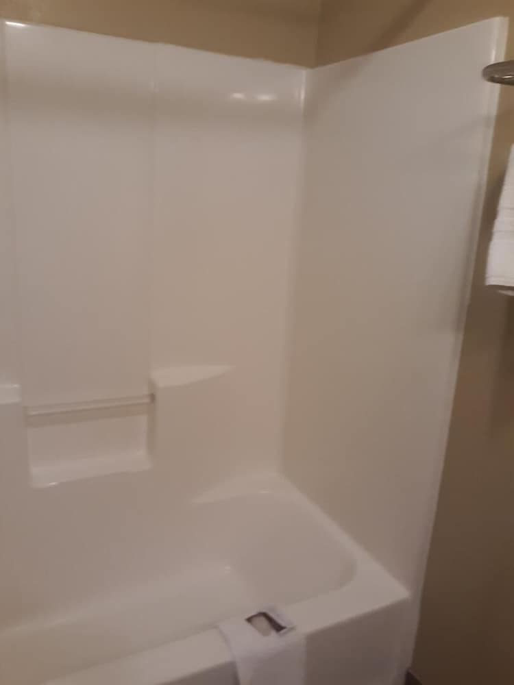 Americas Best Value Inn Caldwell - photo 18