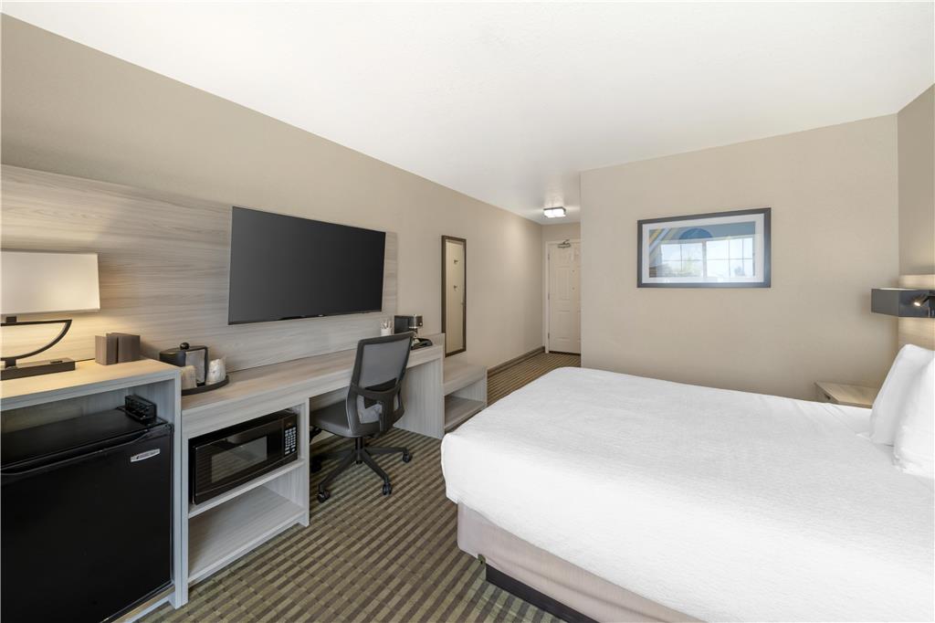 Best Western Plus Twin View Inn & Suites - photo 27