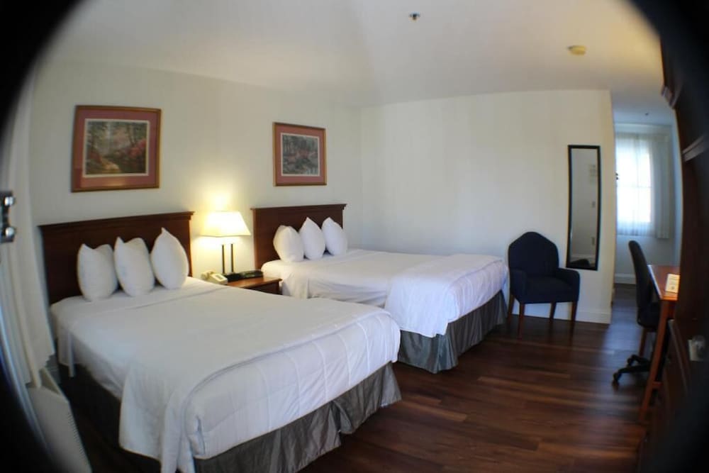 Inn at Cemetery Hill - photo 34