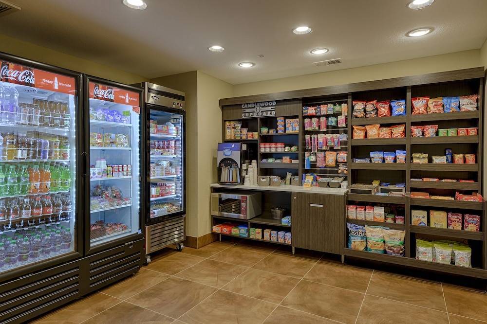 Candlewood Suites Lakeville I 35 by IHG - photo 20