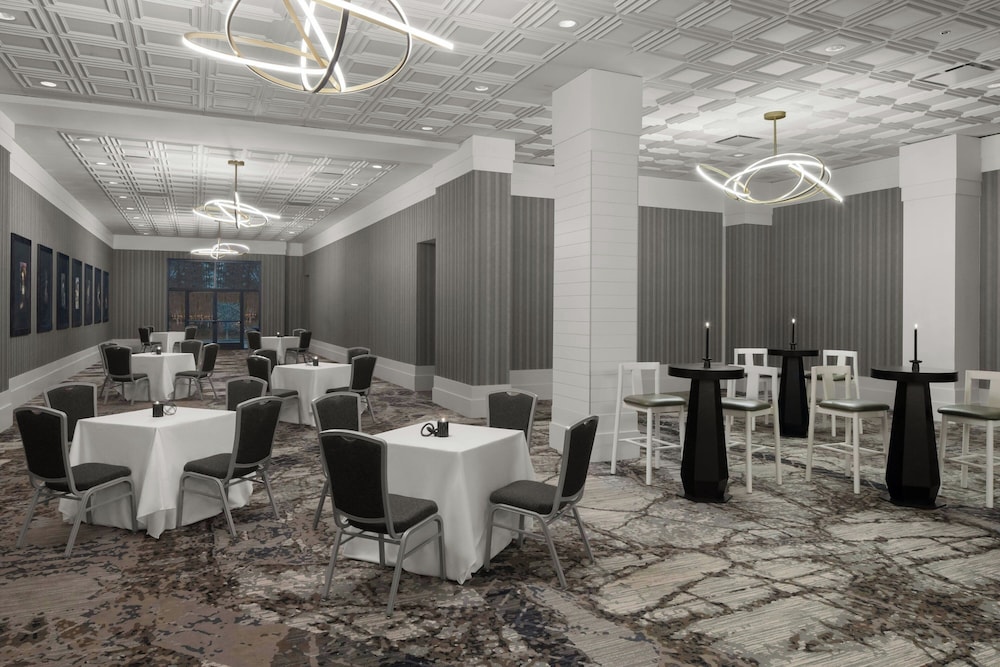 Renaissance Chicago North Shore Hotel - photo 73