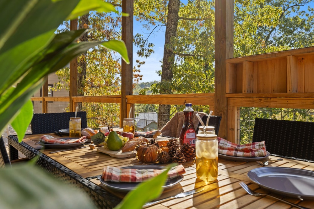 Sweet Escape By Ghosal Luxury Lodging - photo 76