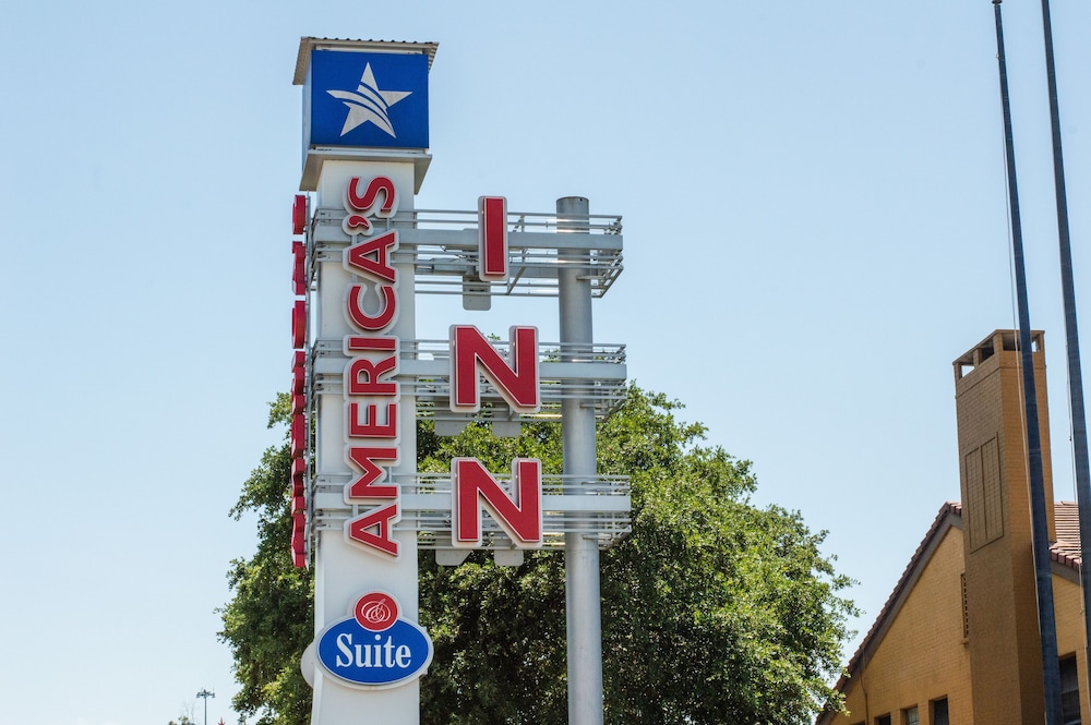 America's Inn Sugarland Stafford - featured photo