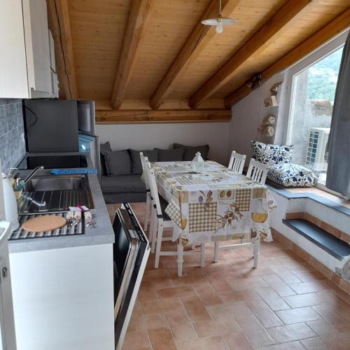 Cà di Pippo Tasso appartamento ristrutturato — 4-Star Luxury Hotel in Orco Feglino, Italy