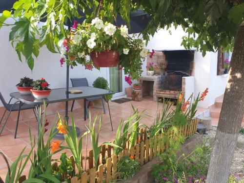 Sous Les Chenes - carbon neutral hotel in Unknown City