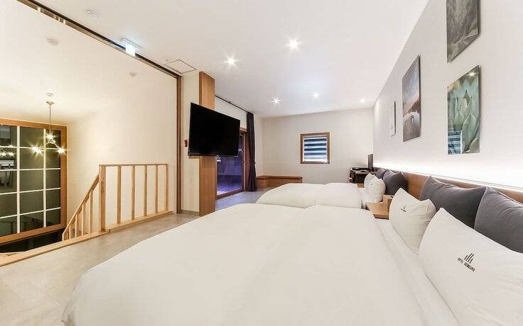 Ulsan Yeongnam Alps Demeure Hotel in Ulsan, South Korea