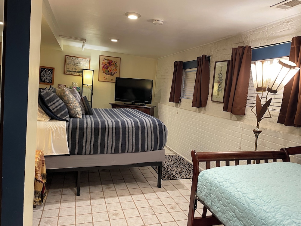 Ray's Bucktown B&B - photo 17
